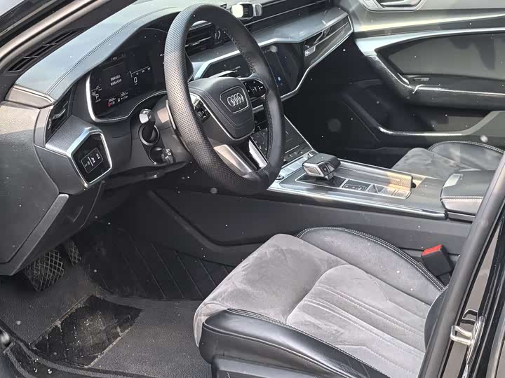 Фото 2 - Audi A6L