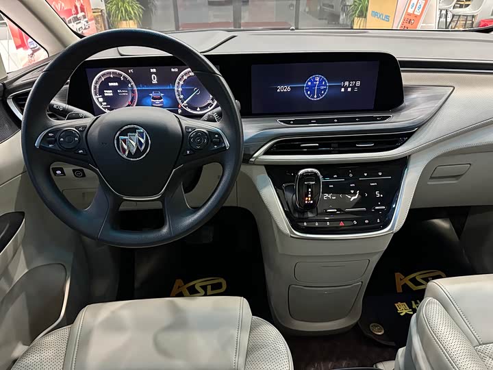 Фото 8 - Buick GL8 ES