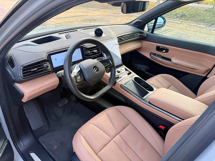 Фото 6 - Nio ES8