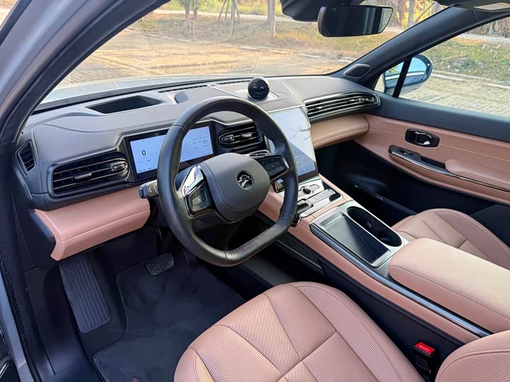 Фото 8 - Nio ES8