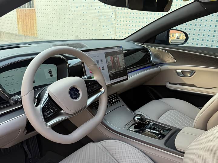 Фото 6 - BYD Han