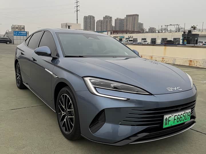 Фото 3 - BYD Seal