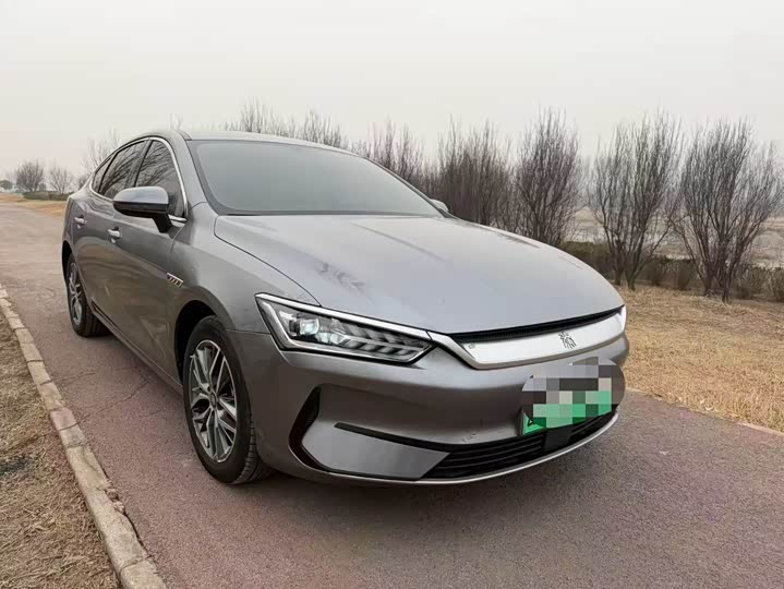 Фото 3 - BYD Qin Plus