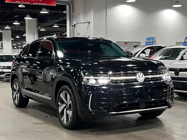 Фото 2 - Volkswagen Teramont X