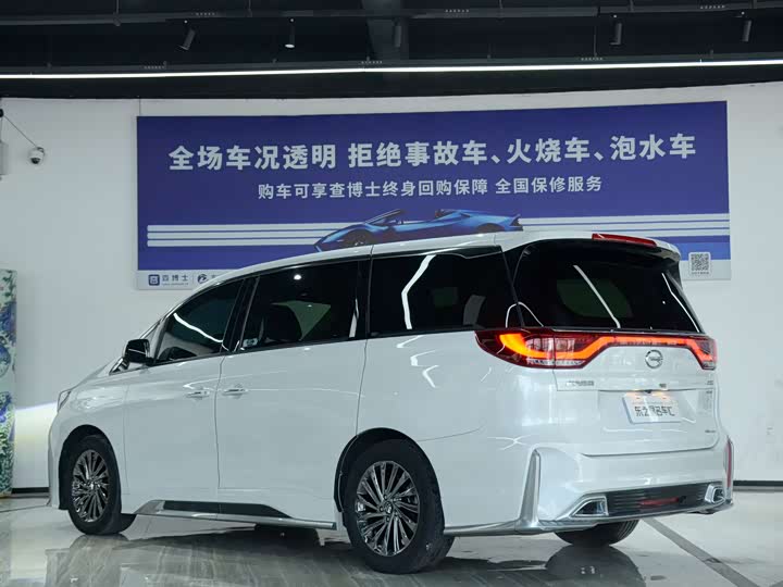 Фото 5 - GAC Trumpchi M8