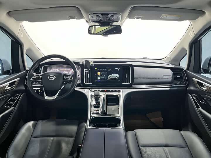 Фото 9 - GAC Trumpchi M8