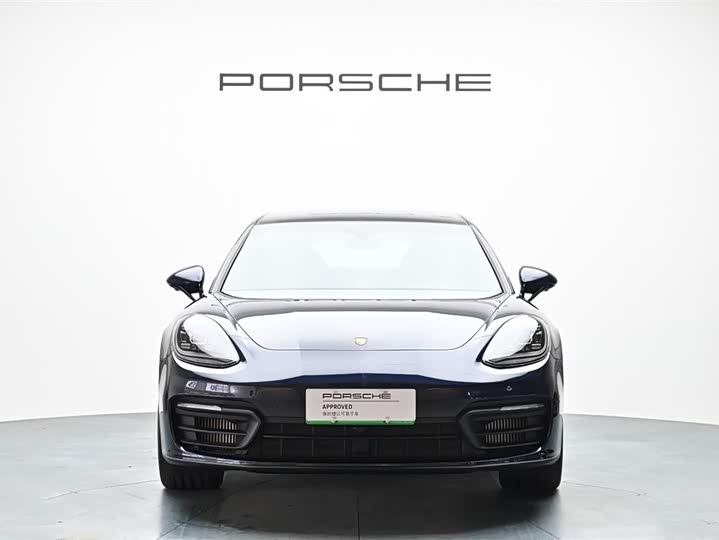 Фото 2 - Porsche Panamera Hybrid