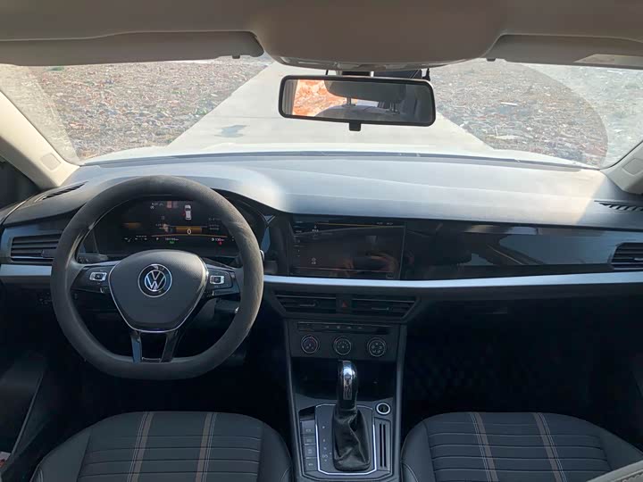 Фото 4 - Volkswagen Lavida