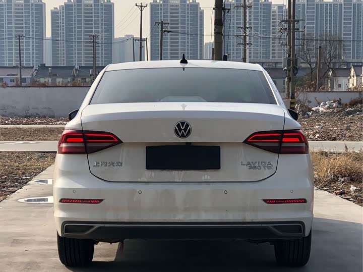 Фото 8 - Volkswagen Lavida