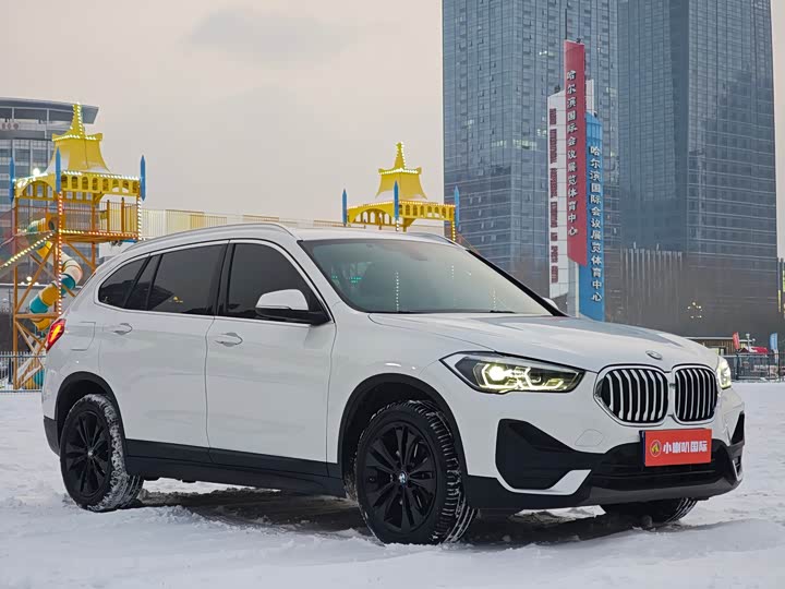 Фото 5 - BMW X1