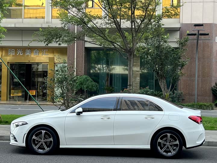 Фото 3 - Mercedes-Benz A-Class