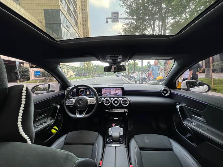 Фото 5 - Mercedes-Benz A-Class