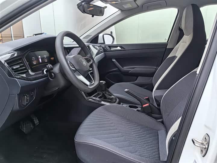 Фото 7 - Volkswagen Lavida