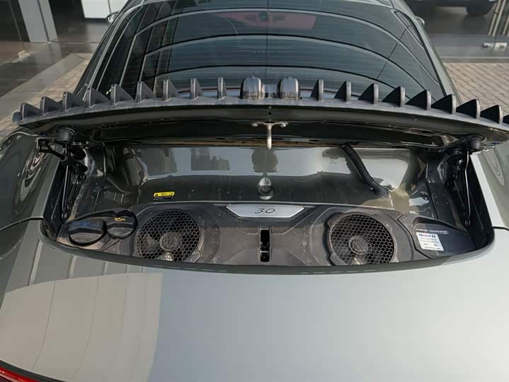 Фото 8 - Porsche 911