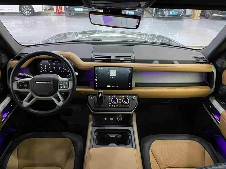 Фото 9 - Land Rover Defender