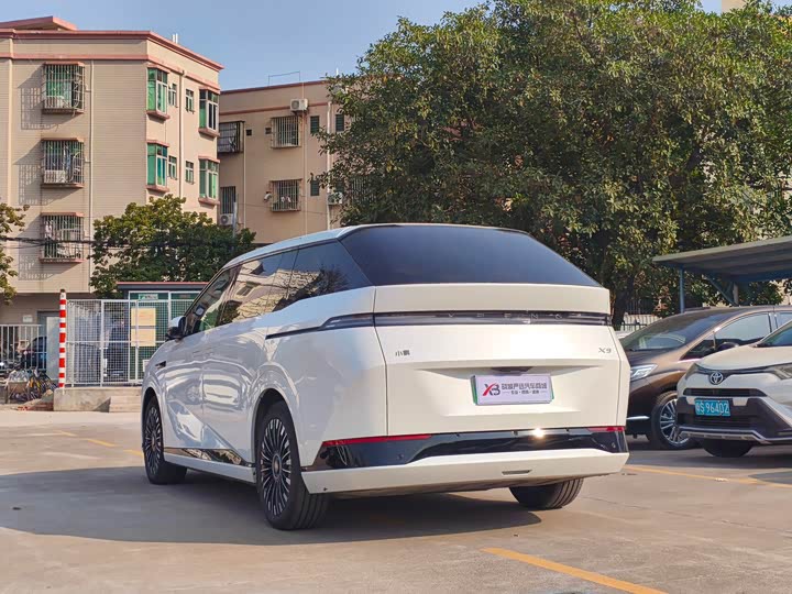 Фото 5 - XPeng X9