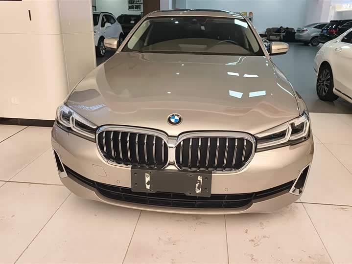 Фото 2 - BMW 5 Series