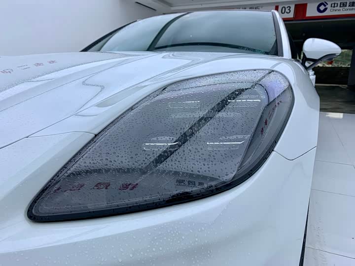 Фото 7 - Porsche Panamera