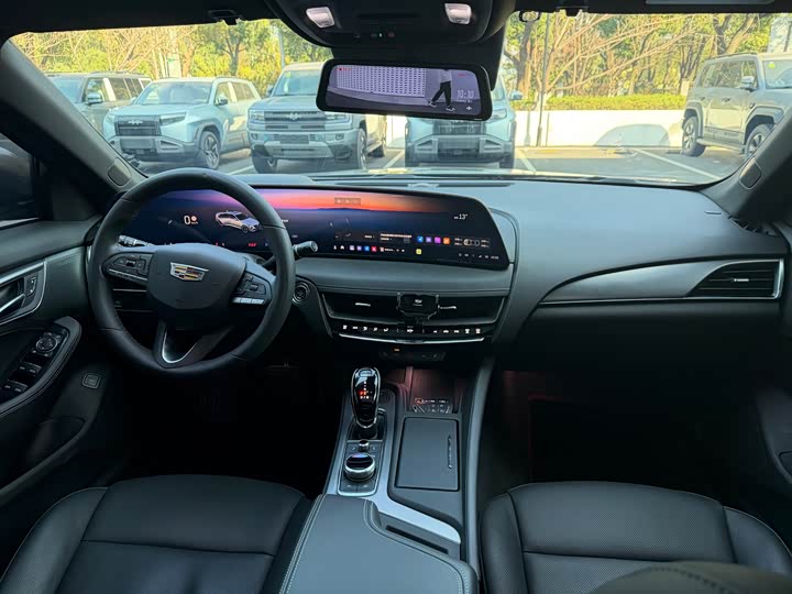 Фото 9 - Cadillac CT5