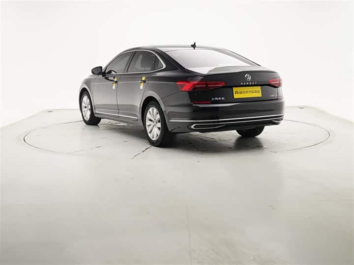 Фото 6 - Volkswagen Passat