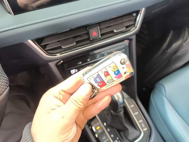 Фото 9 - Volkswagen Tharu