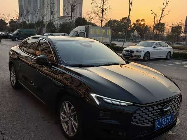 Фото 6 - Ford Mondeo