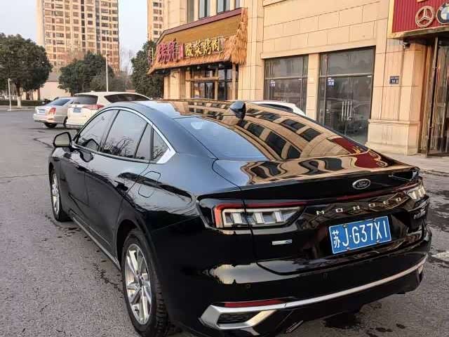 Фото 9 - Ford Mondeo