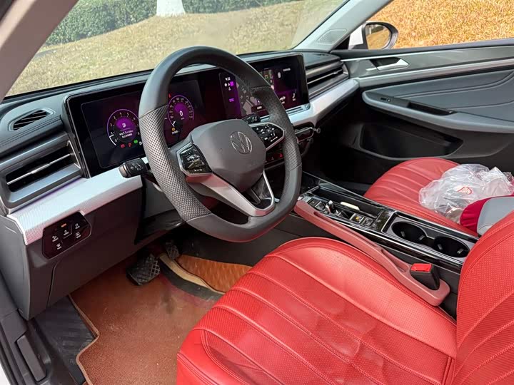 Фото 7 - Volkswagen Lamando L