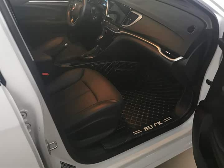 Фото 8 - Buick Excelle GT