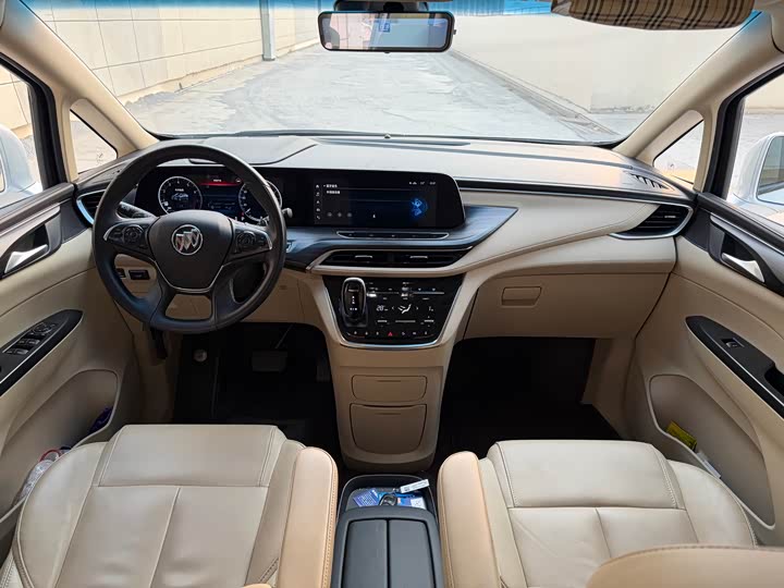 Фото 7 - Buick GL8 ES