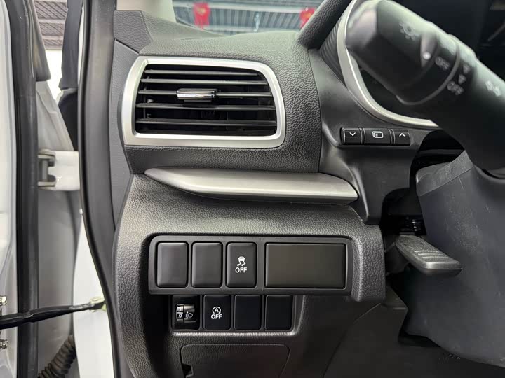 Фото 9 - Mitsubishi Eclipse Cross