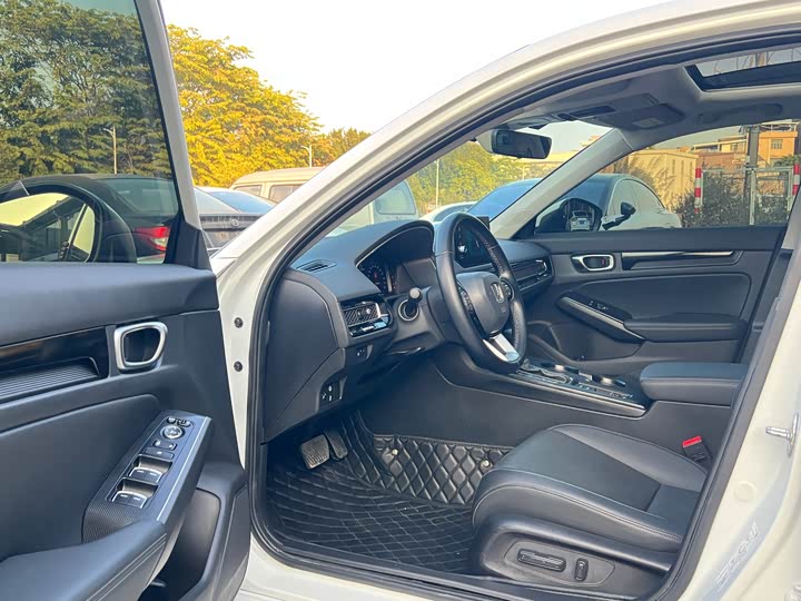 Фото 4 - Honda Integra