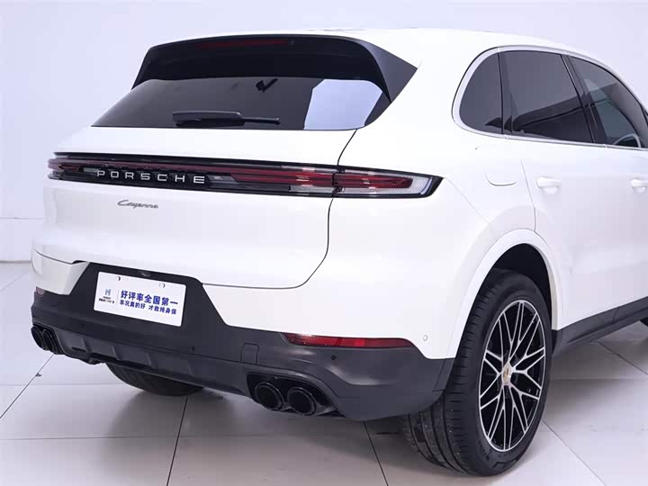 Фото 8 - Porsche Cayenne