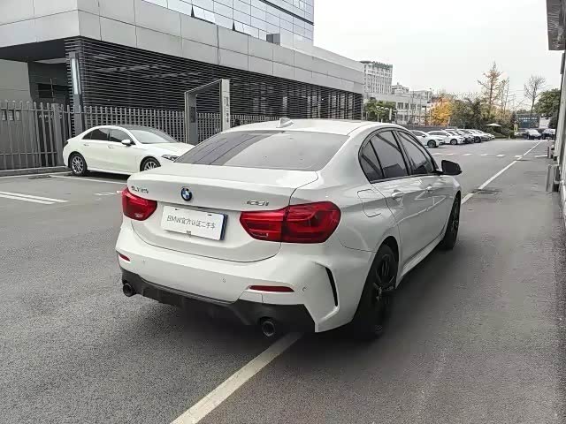 Фото 6 - BMW 1 Series