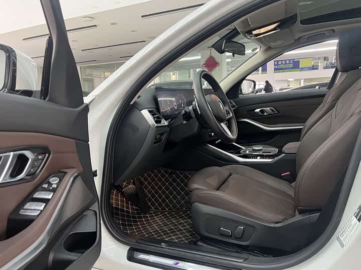 Фото 7 - BMW 3 Series