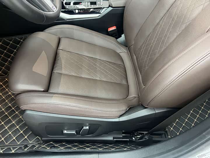 Фото 9 - BMW 3 Series