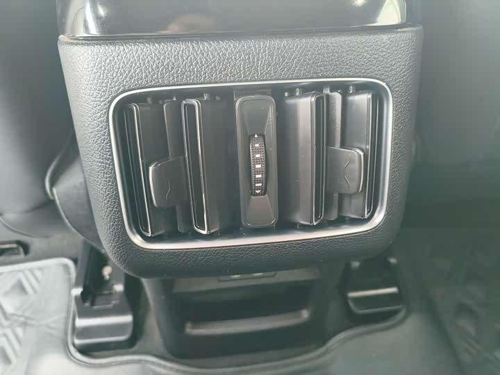 Фото 7 - BYD Song Plus Hybrid/EV