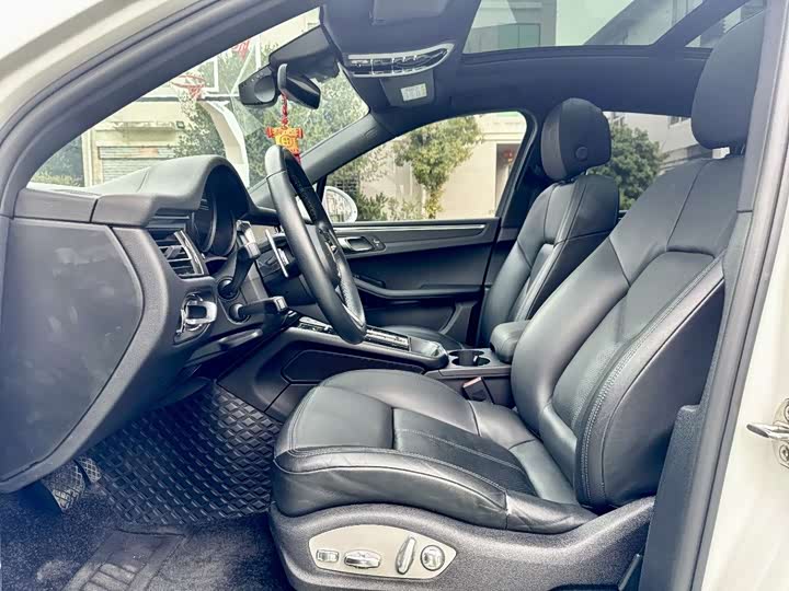 Фото 4 - Porsche Macan