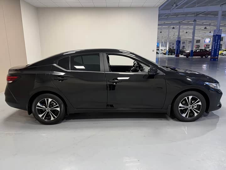 Фото 8 - Nissan Sylphy