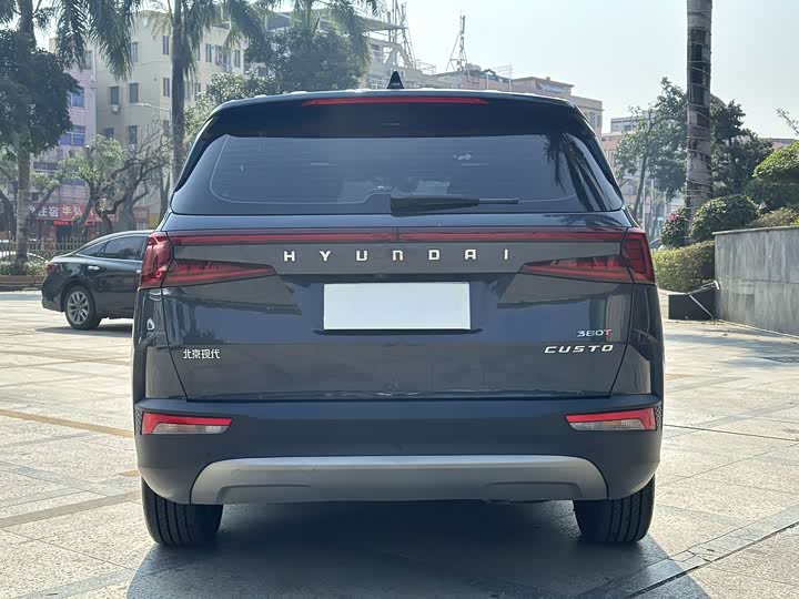 Фото 5 - Hyundai Custo