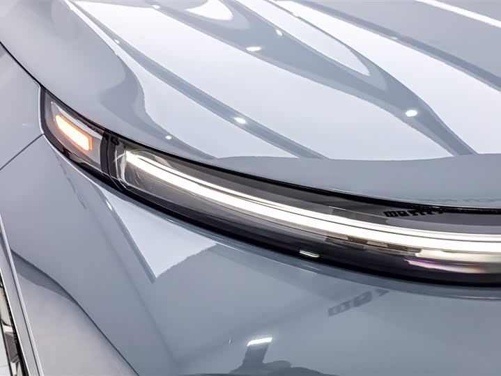 Фото 9 - LiXiang L7