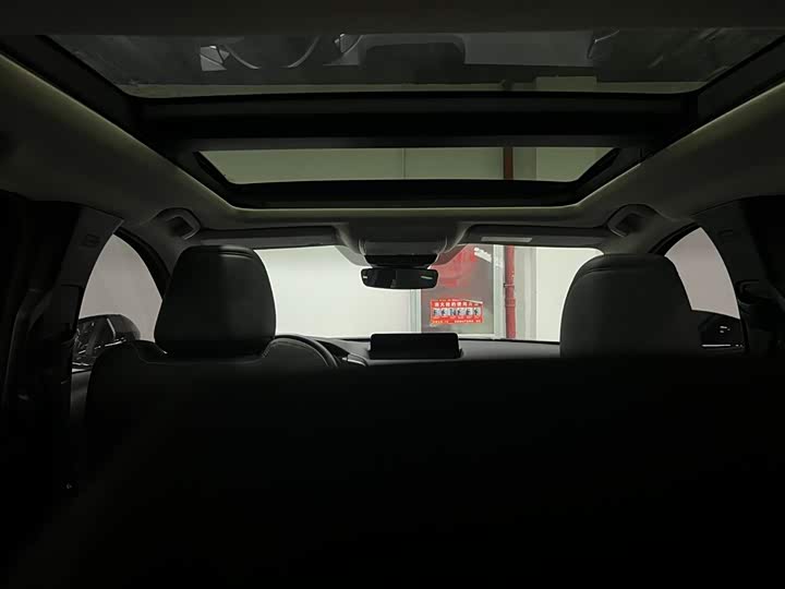 Фото 8 - Mazda CX-50