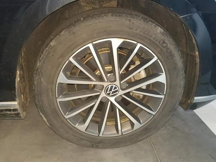 Фото 6 - Volkswagen Magotan