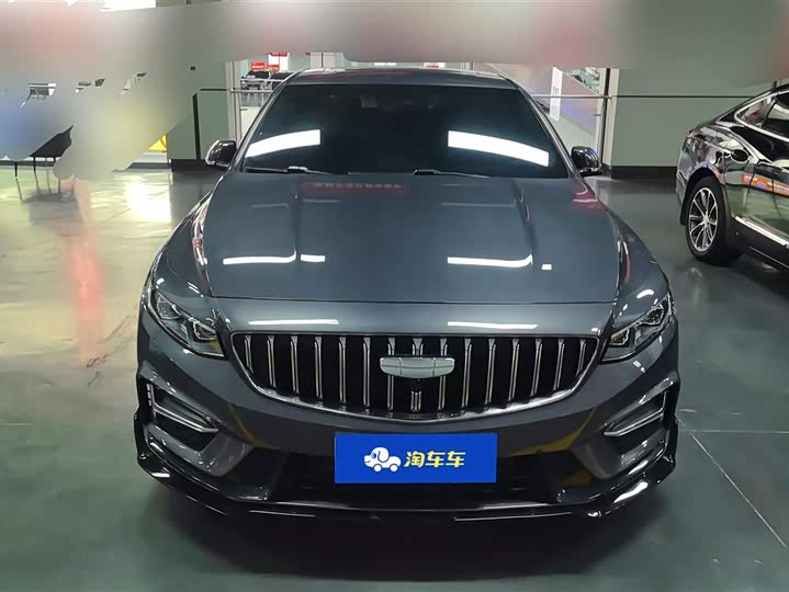 Фото 2 - Geely Preface