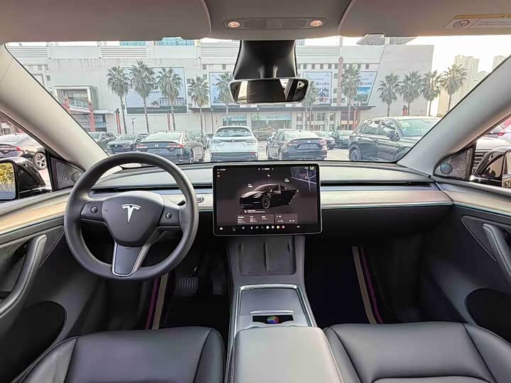 Фото 5 - Tesla Model Y