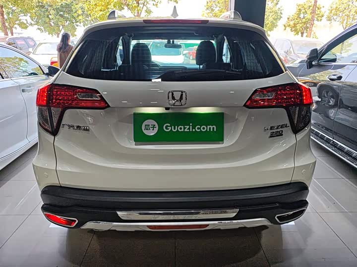 Фото 6 - Honda Vezel