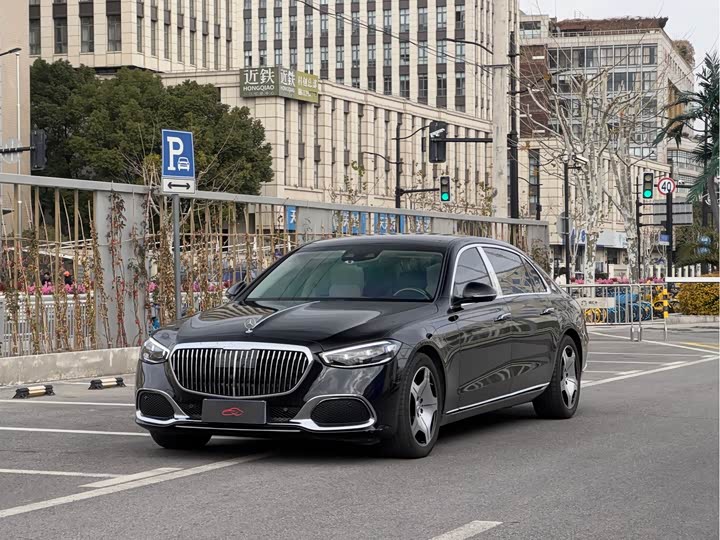 Фото 1 - Mercedes-Benz Maybach S-Class