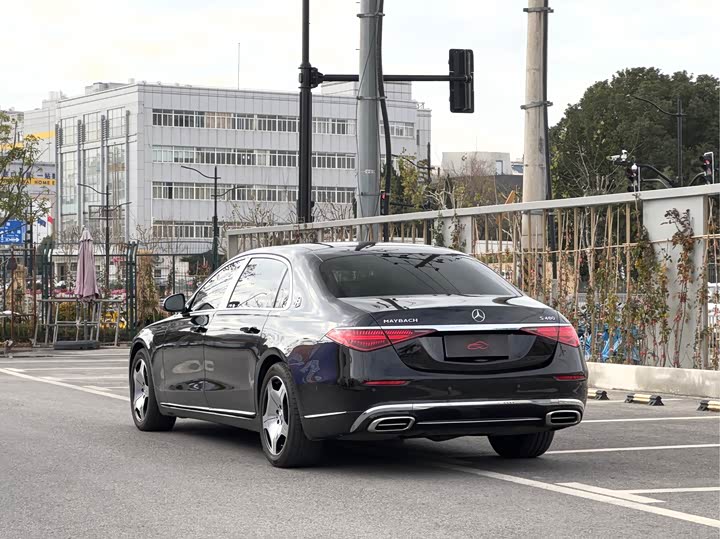 Фото 6 - Mercedes-Benz Maybach S-Class