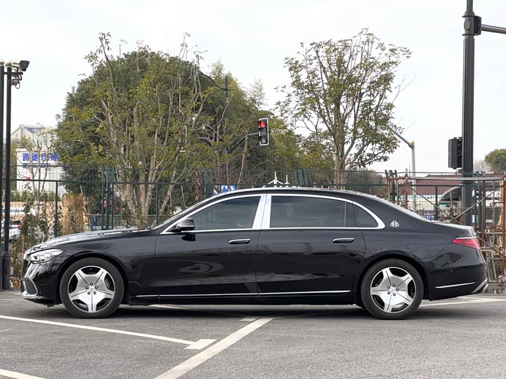 Фото 7 - Mercedes-Benz Maybach S-Class