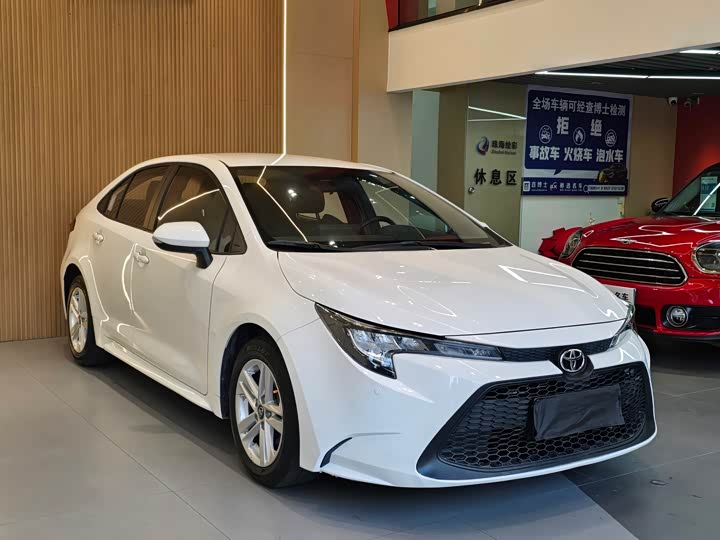 Фото 3 - Toyota Levin